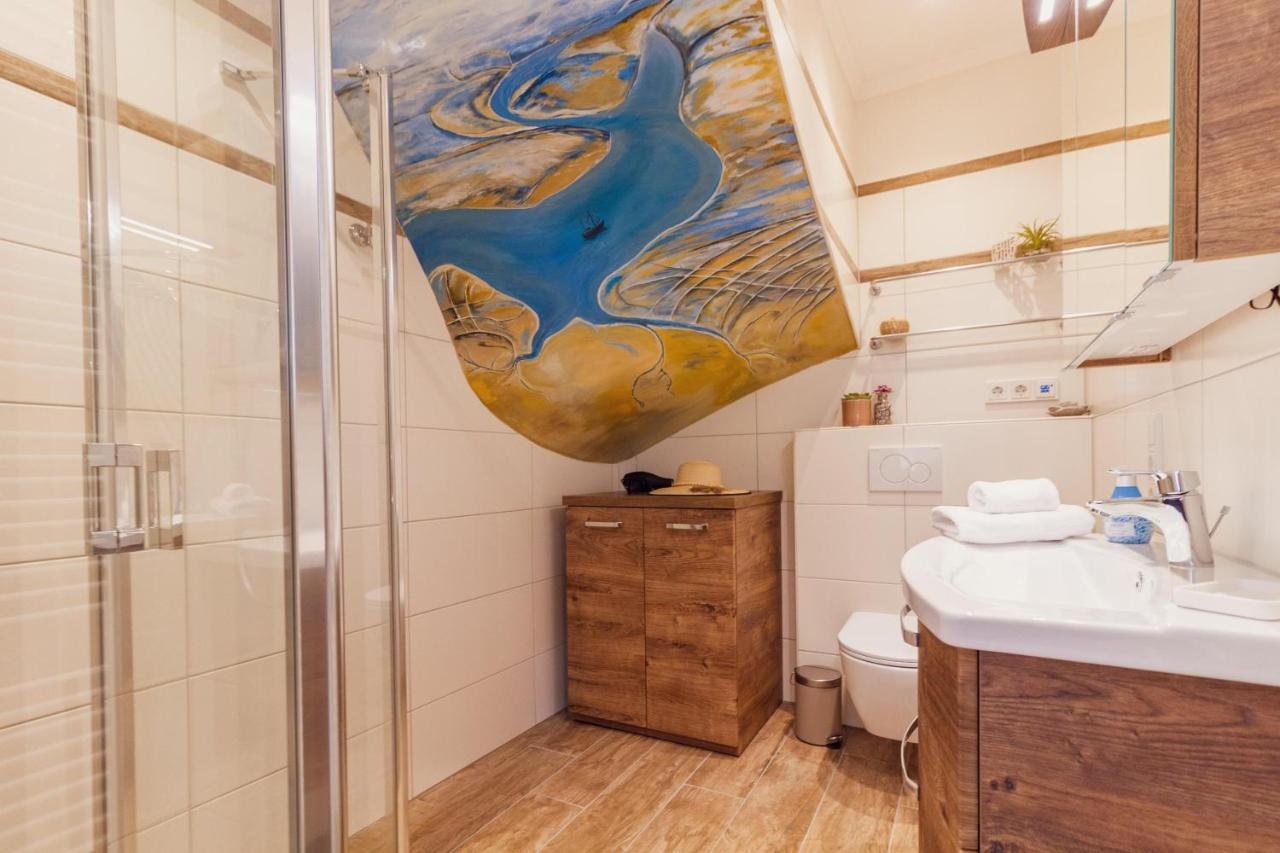 Up Besoeoek - Magnolie Mit Sauna Krummhörn Екстериор снимка